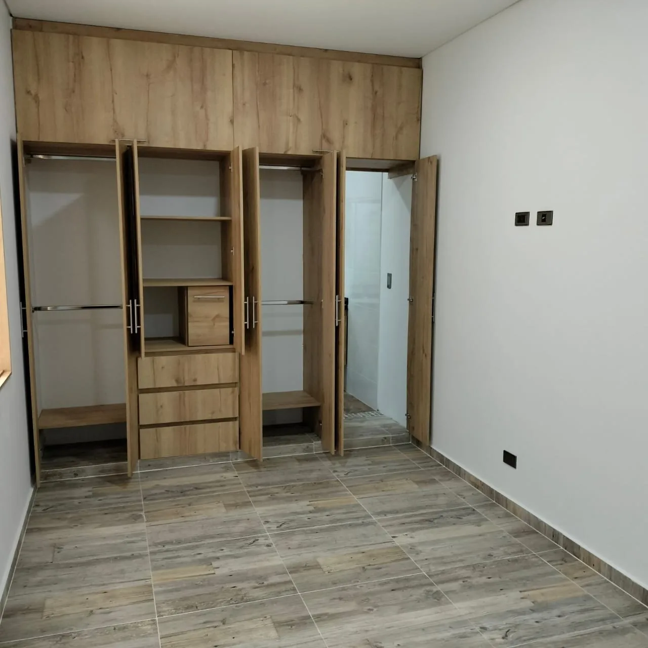 Casa nueva de lujo en Prados del Norte — foto 2